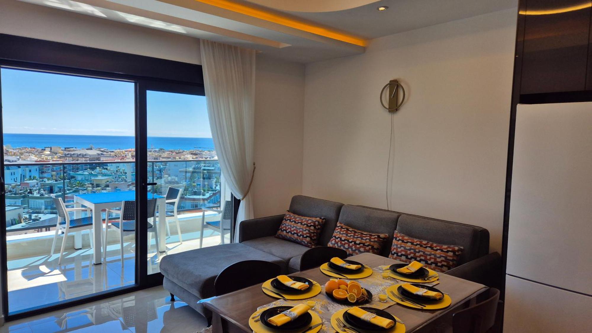 Luxury With Panoramic Sea View Emerald Apartament